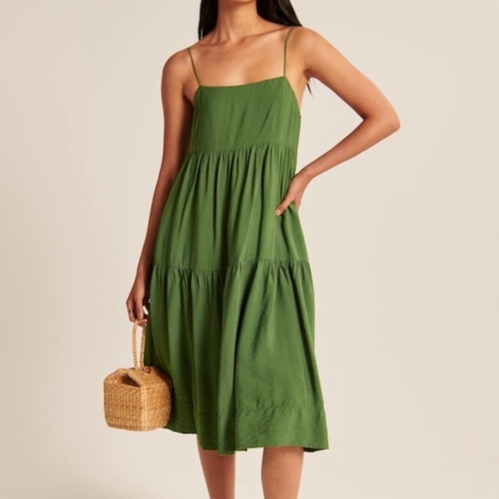 Abercrombie and Fitch Tiered Trapeze MIDI Dress